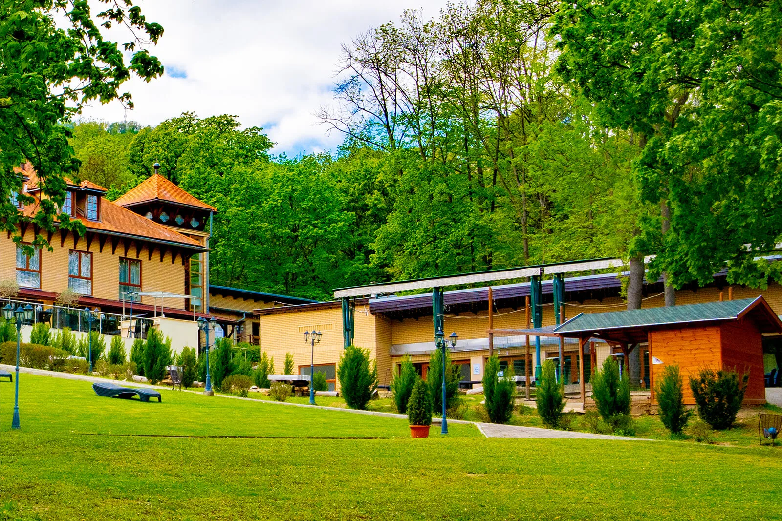 23-04-27-tili-outdoor-booking